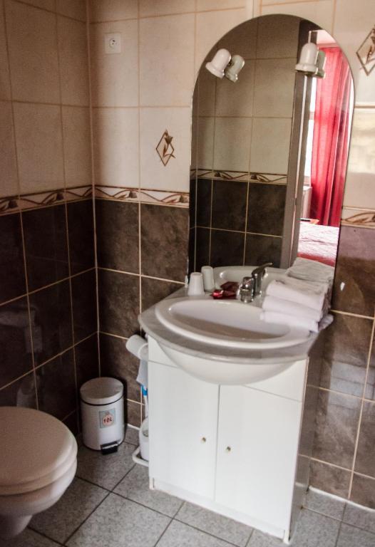 Hotel Coq Hardi Rijsel Kamer foto